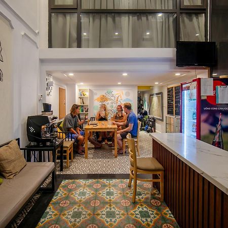 Downtown Hostel & Rooftop Bar Hanoi Luaran gambar