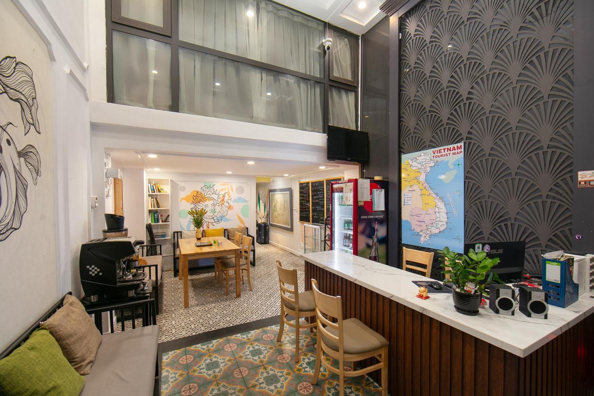 Downtown Hostel & Rooftop Bar Hanoi Luaran gambar